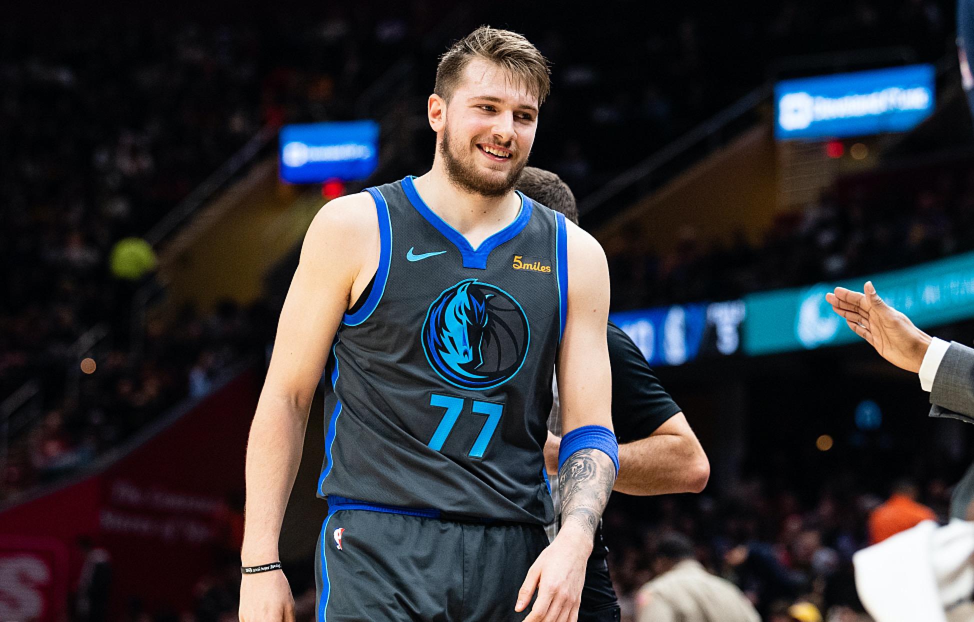 也拉近了心 也拉近了心