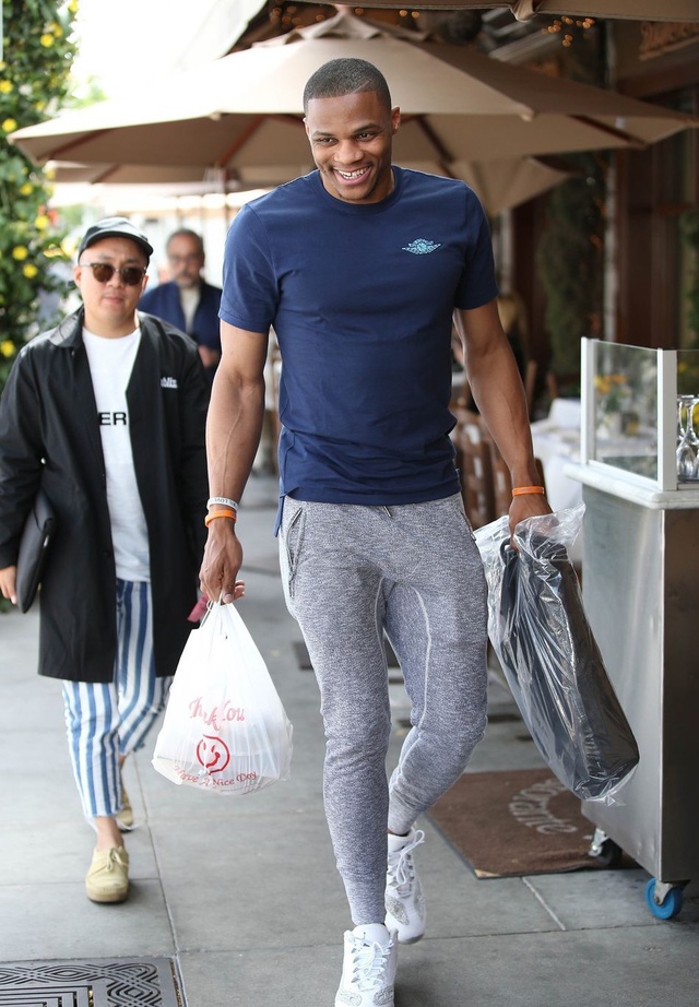 再加上他在 再加上他在