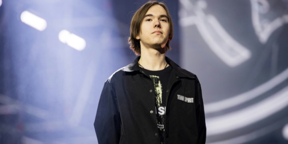 机器人主审 机器人主审